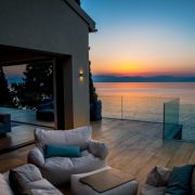 iconic-Shore-Greece-SIR-58-768×511